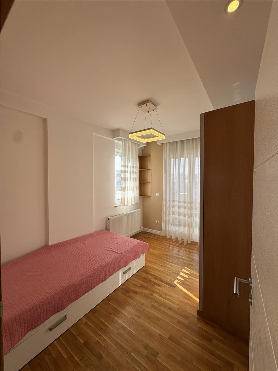Lagjja e spitalit - Image 8